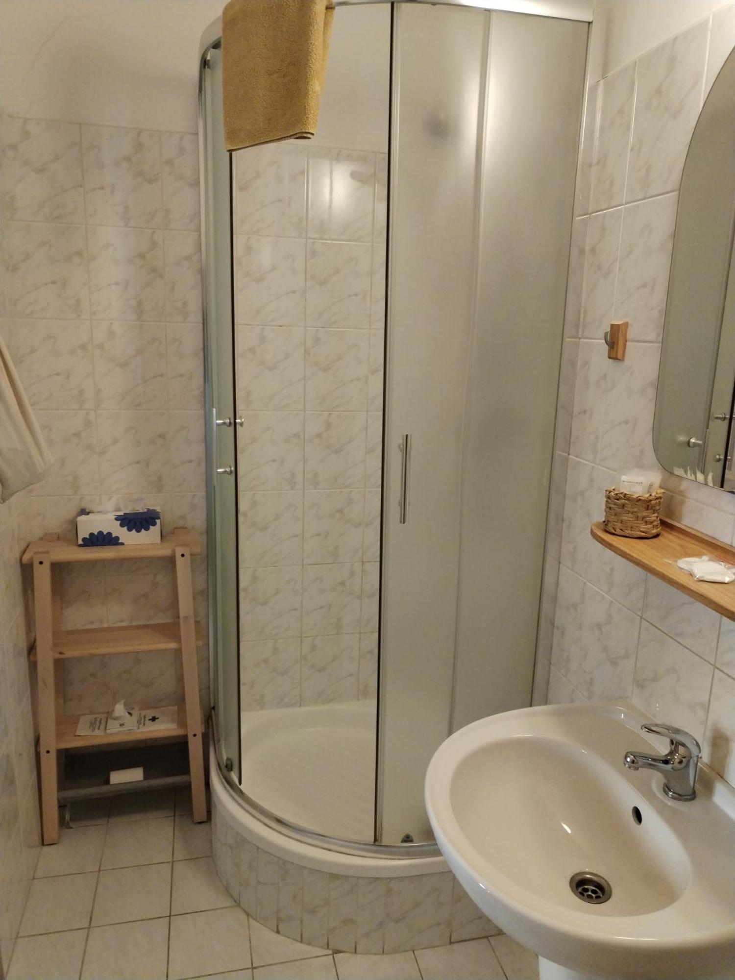 U Zvonu Hotel 3*
